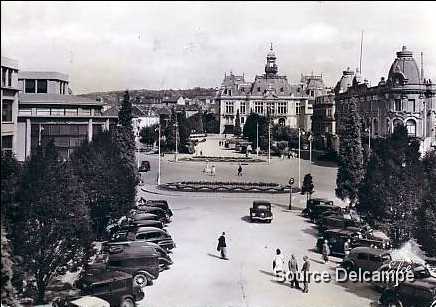 03 Vichy Esplanade de l Hotel de Ville I.jpg